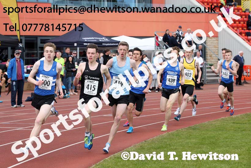 Mens under-17s 800 metres, North Eastern Track and Field Champs, Gateshead Stadium. Photo: David T. Hewitson/Sports for All Pics